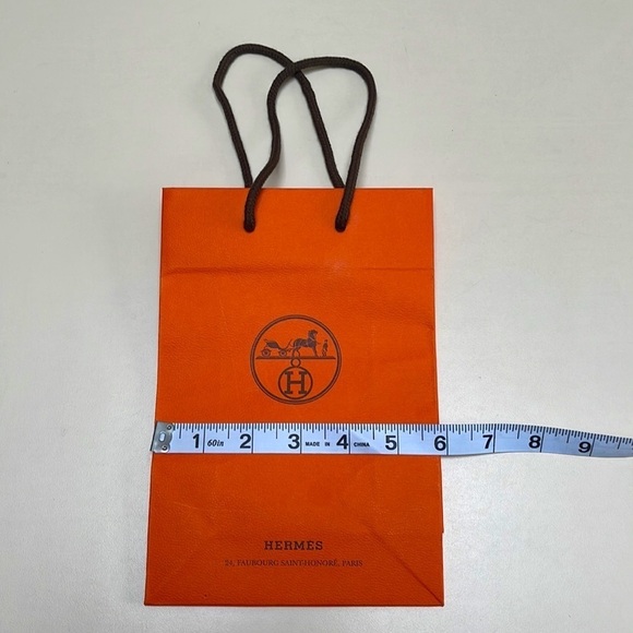 🆕 HERMES Extravagent Gift Bag Size 6” x 8.5” - Picture 3 of 6